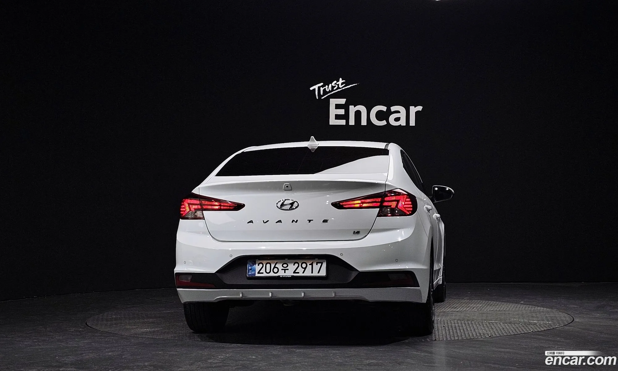 Hyundai Elantra AD 2019 — 4