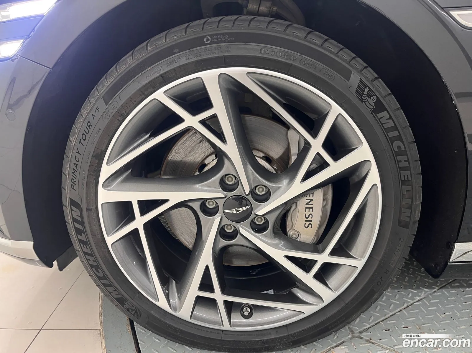 Genesis G90 2022 — 2