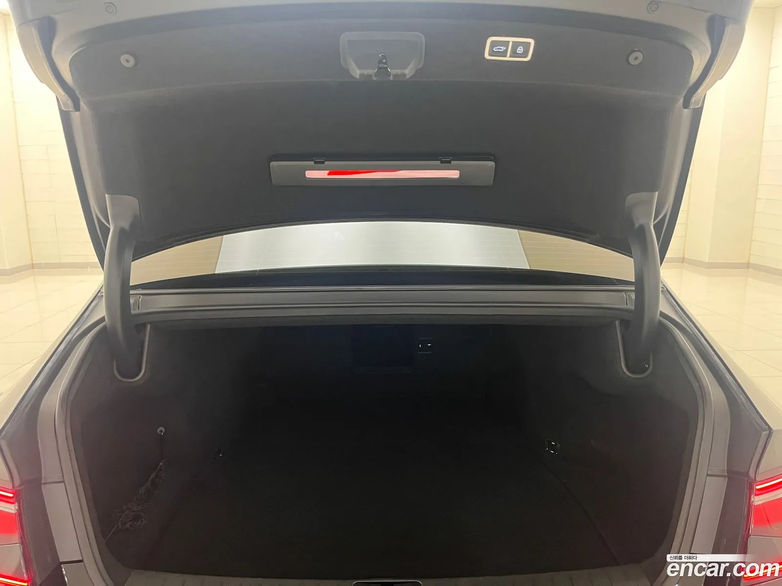 Genesis G90 2022 — 15