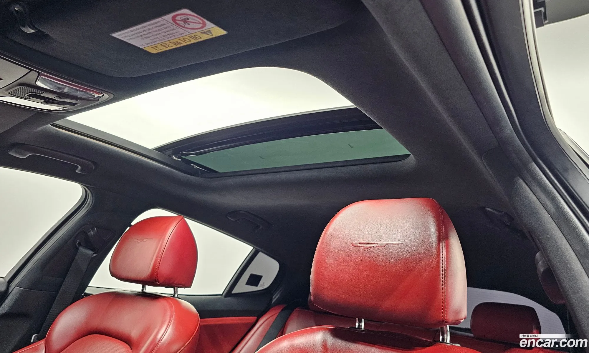 Kia Stinger 2020 — 16