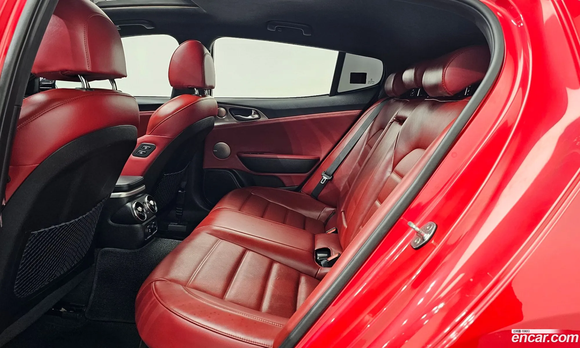 Kia Stinger 2020 — 25