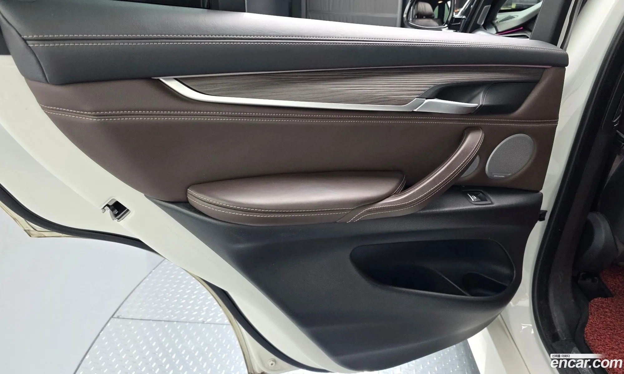 BMW X5 2017 — 32