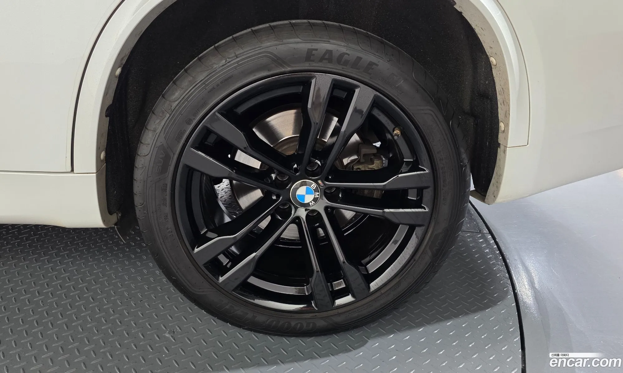 BMW X5 2017 — 6
