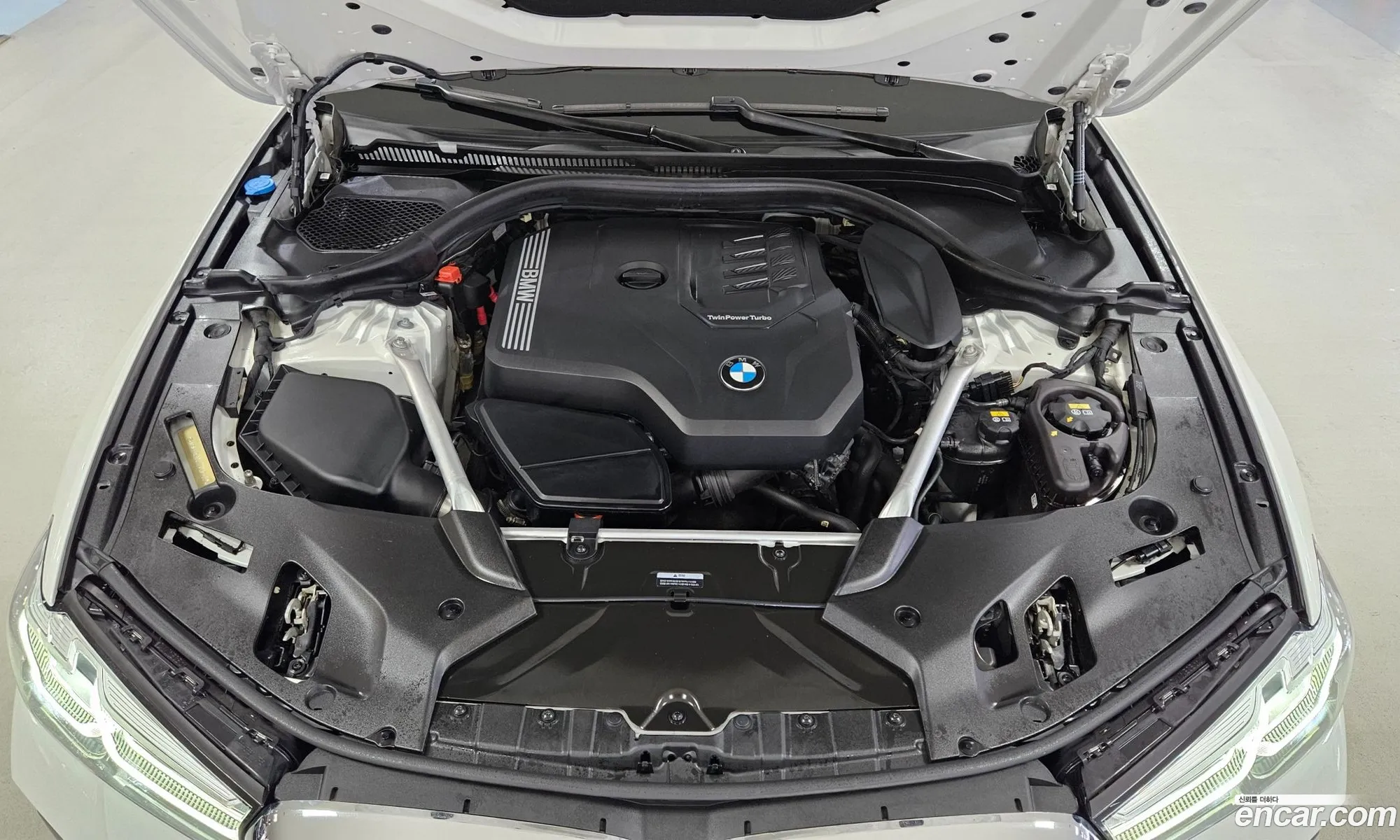 BMW 5 Series 2022 — 4