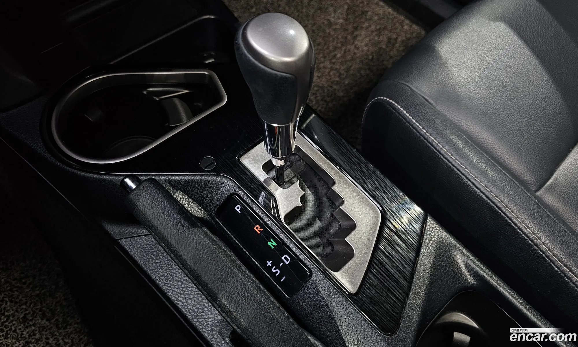 Toyota RAV4 2018 — 2