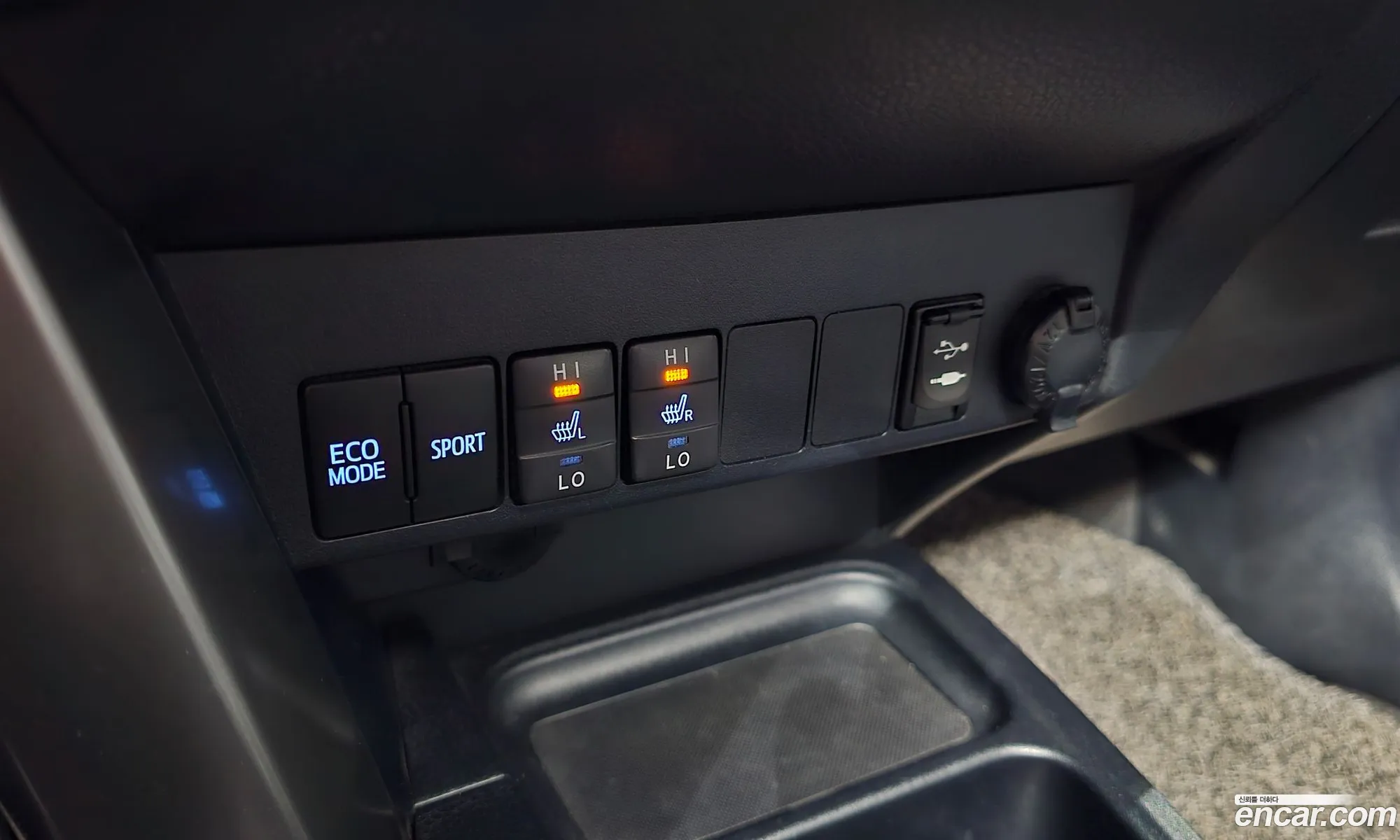 Toyota RAV4 2018 — 13