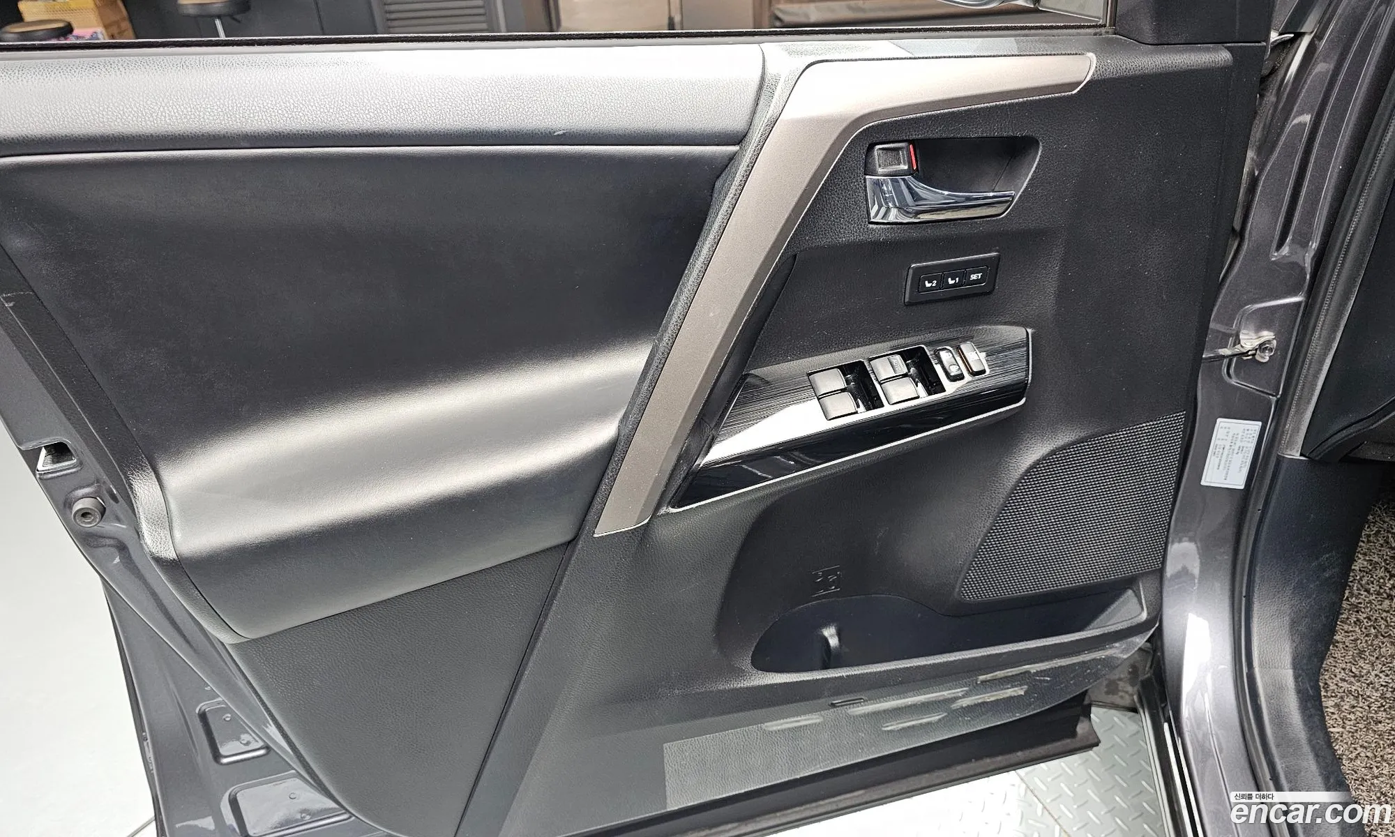 Toyota RAV4 2018 — 9