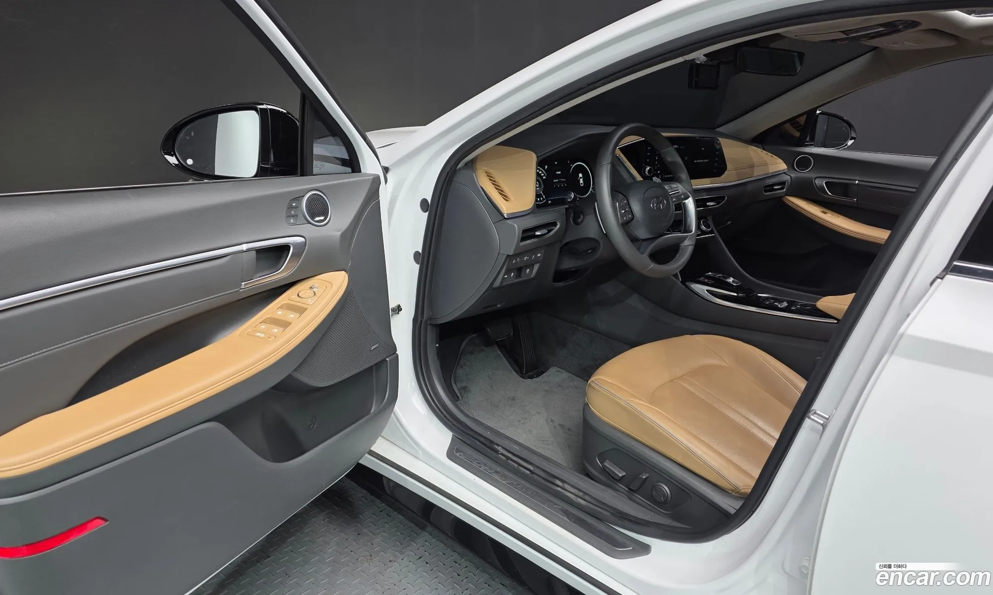 Hyundai Sonata 2022 — 19