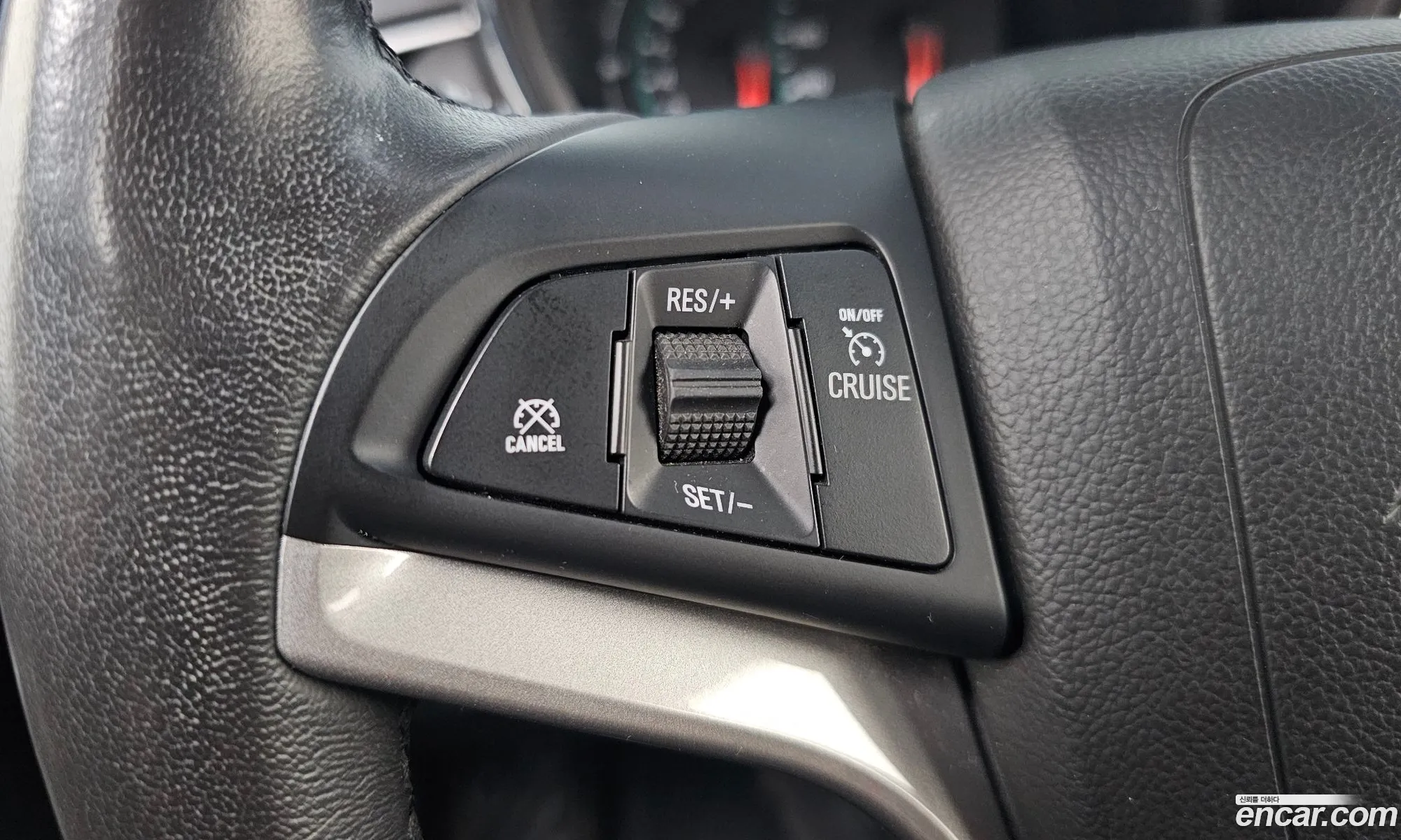 Chevrolet (GM Daewoo) Trax 2019 KLABA76BDKB849817 — 12