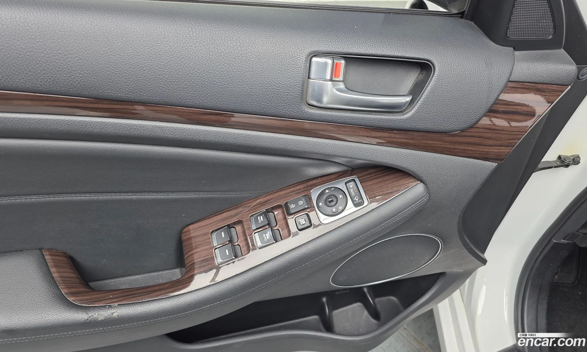 Kia K7 2015 — 18