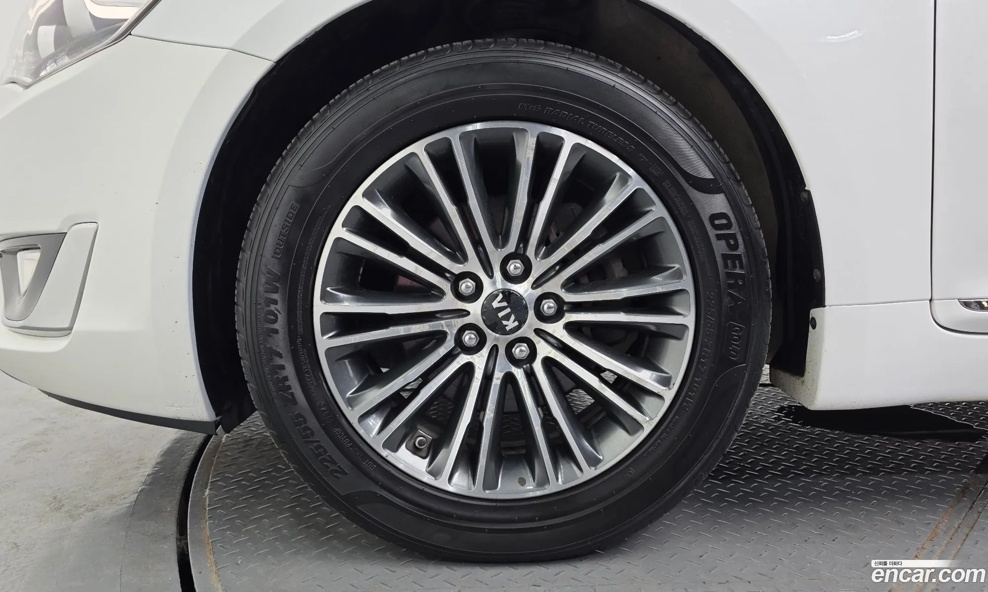 Kia K7 2015 — 6