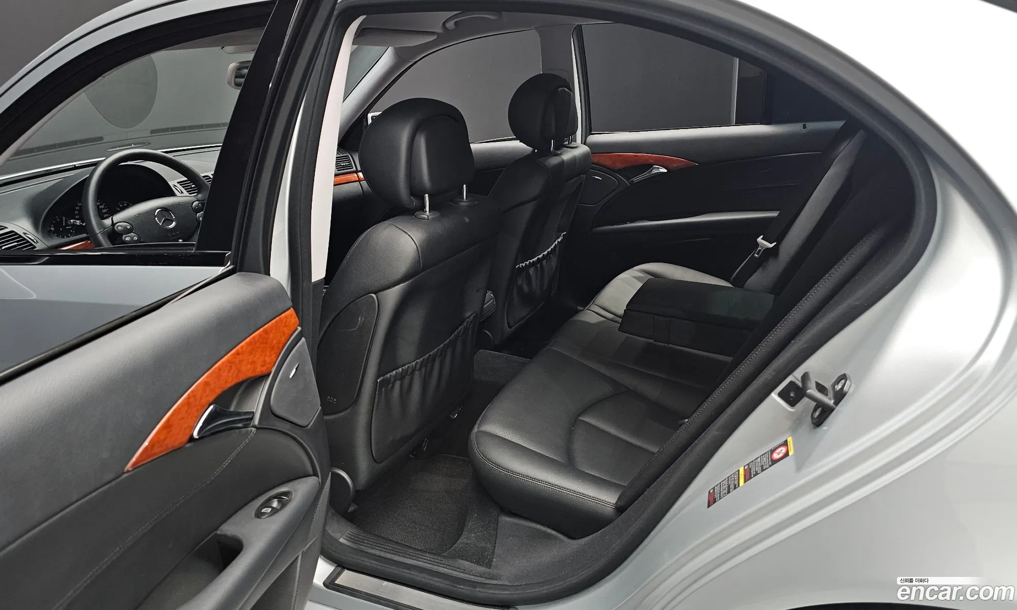 Mercedes-Benz E-Class W211 2007 WDBUF41X27B199682 — 10