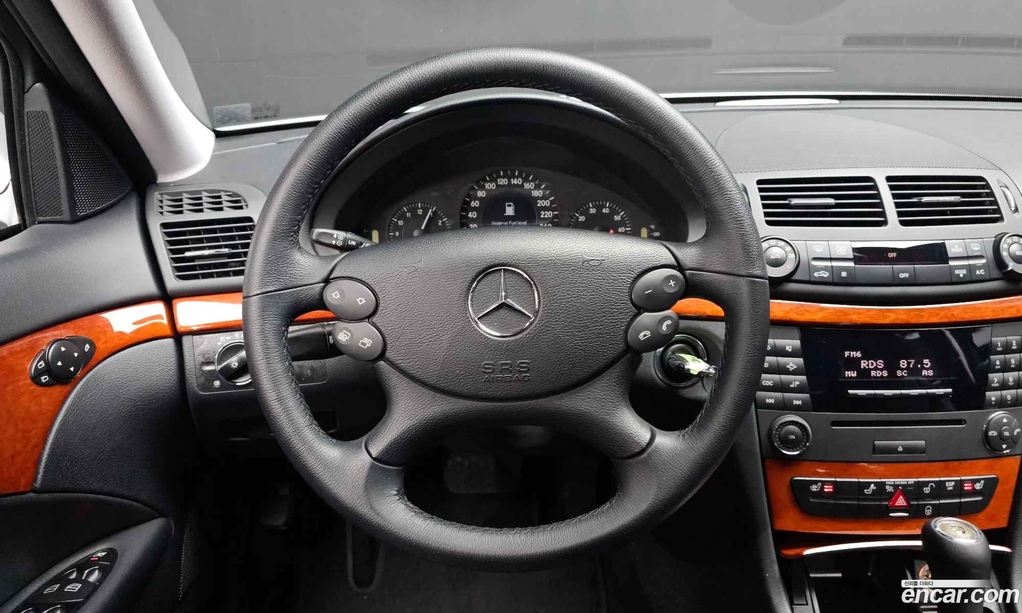 Mercedes-Benz E-Class W211 2007 WDBUF41X27B199682 — 14