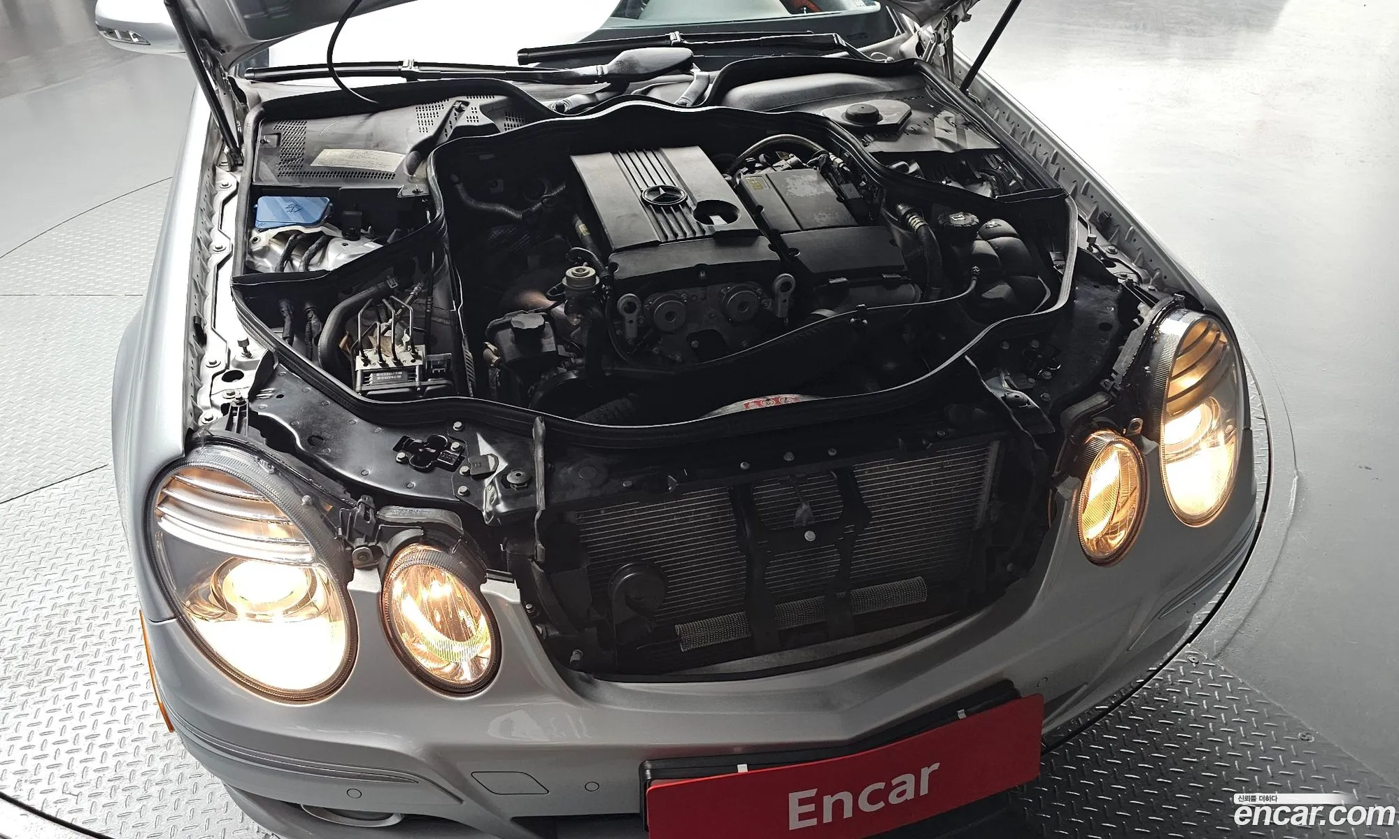 Mercedes-Benz E-Class W211 2007 WDBUF41X27B199682 — 27