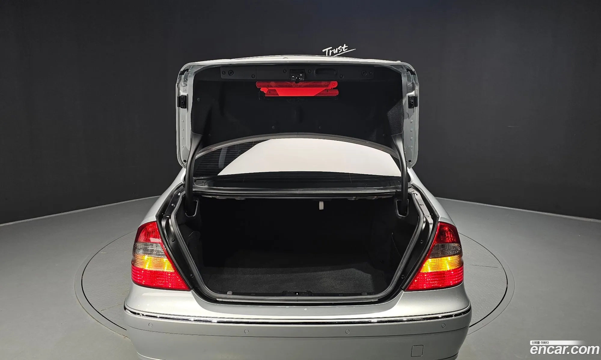 Mercedes-Benz E-Class W211 2007 WDBUF41X27B199682 — 11