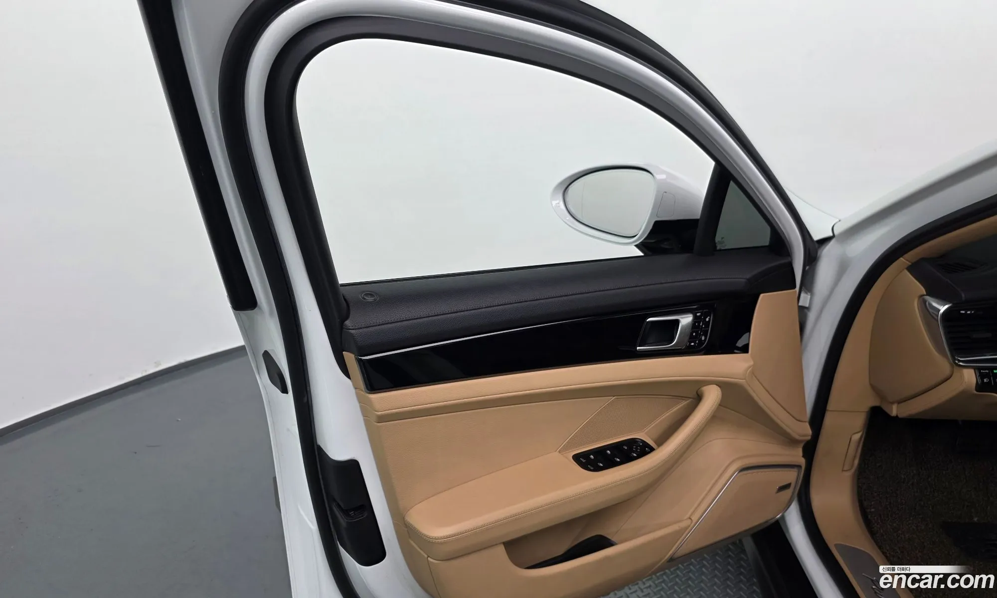 Porsche Panamera 2018 WP0AA2978JL118262 — 13