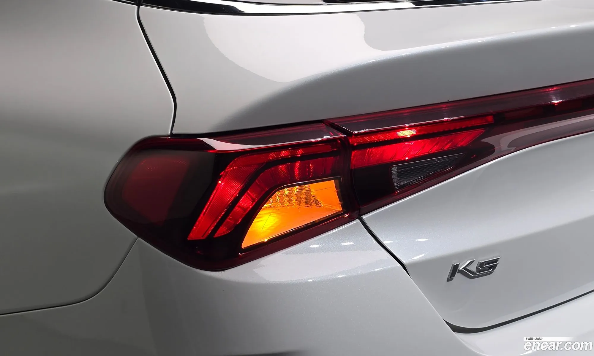 Kia K5 2022 — 16