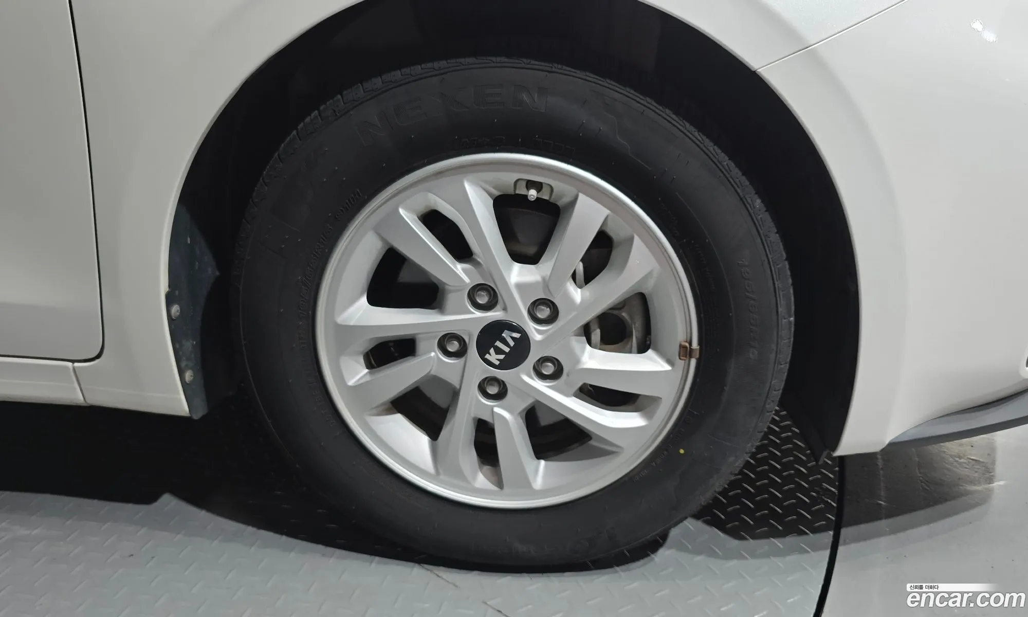 Kia K3 2019 KNAF241BEKA855083 — 15