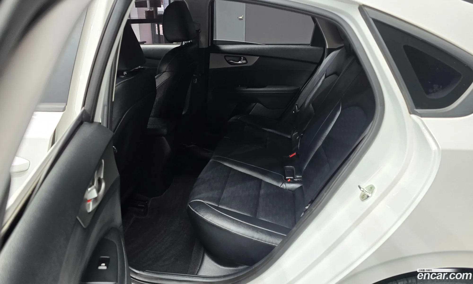 Kia K3 2019 KNAF241BEKA855083 — 10