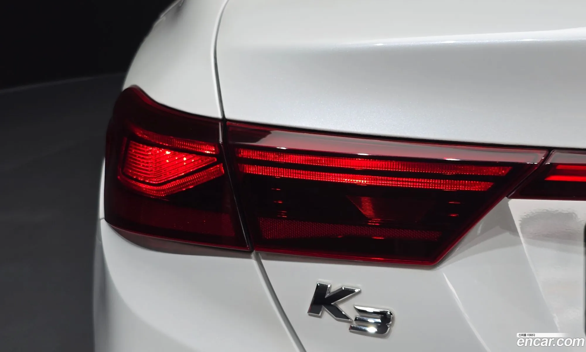 Kia K3 2019 KNAF241BEKA855083 — 4