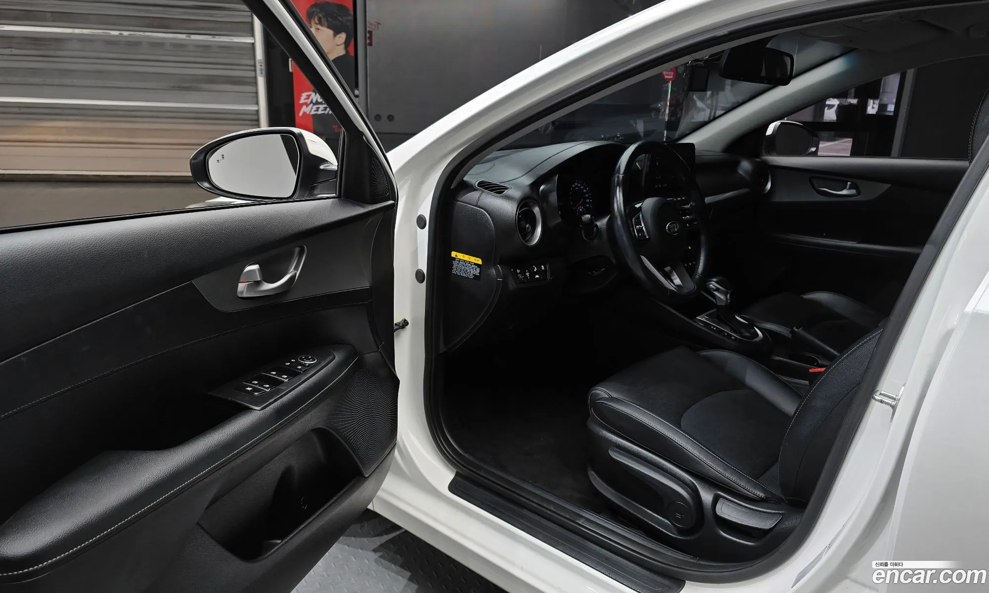 Kia K3 2019 KNAF241BEKA855083 — 30