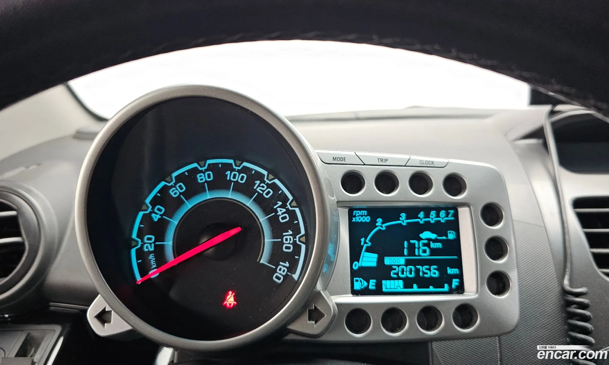 Chevrolet (GM Daewoo) Spark 2012 — 11