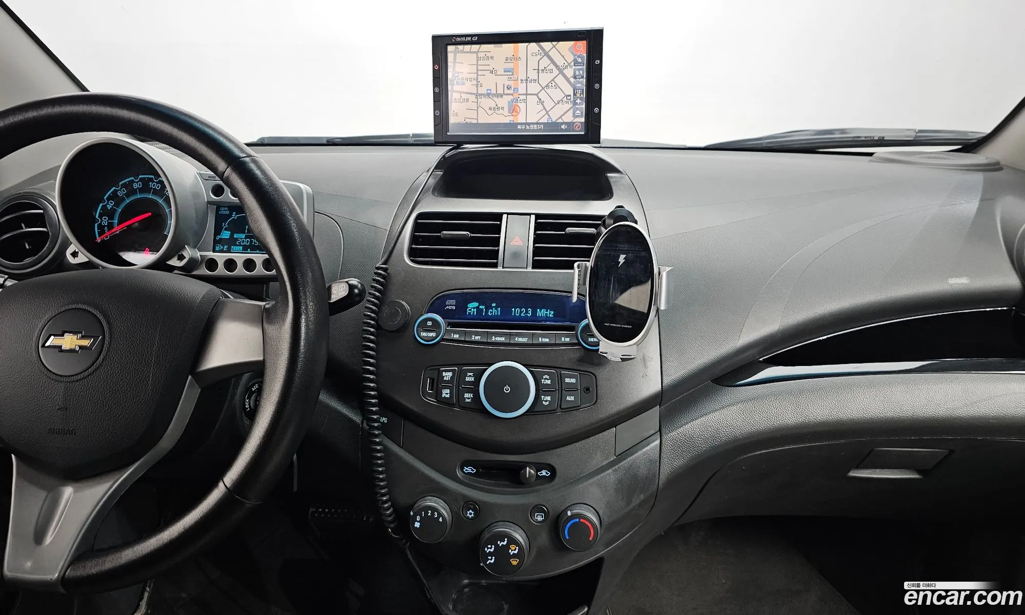 Chevrolet (GM Daewoo) Spark 2012 — 17