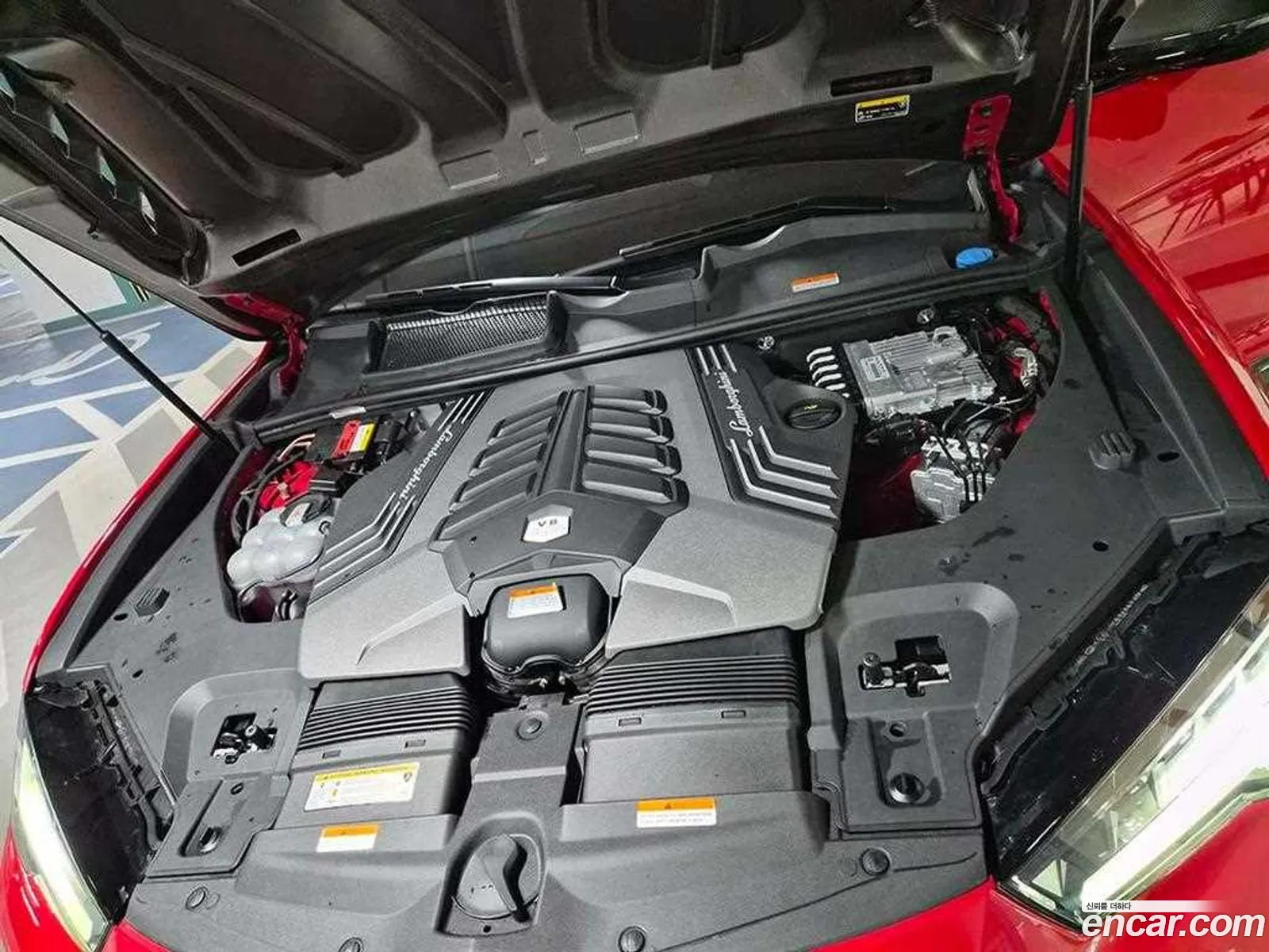 Lamborghini Urus 2023 — 15
