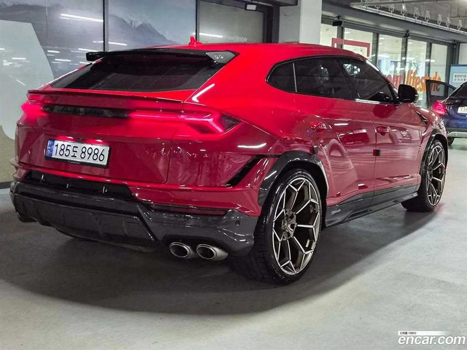 Lamborghini Urus 2023 — 7