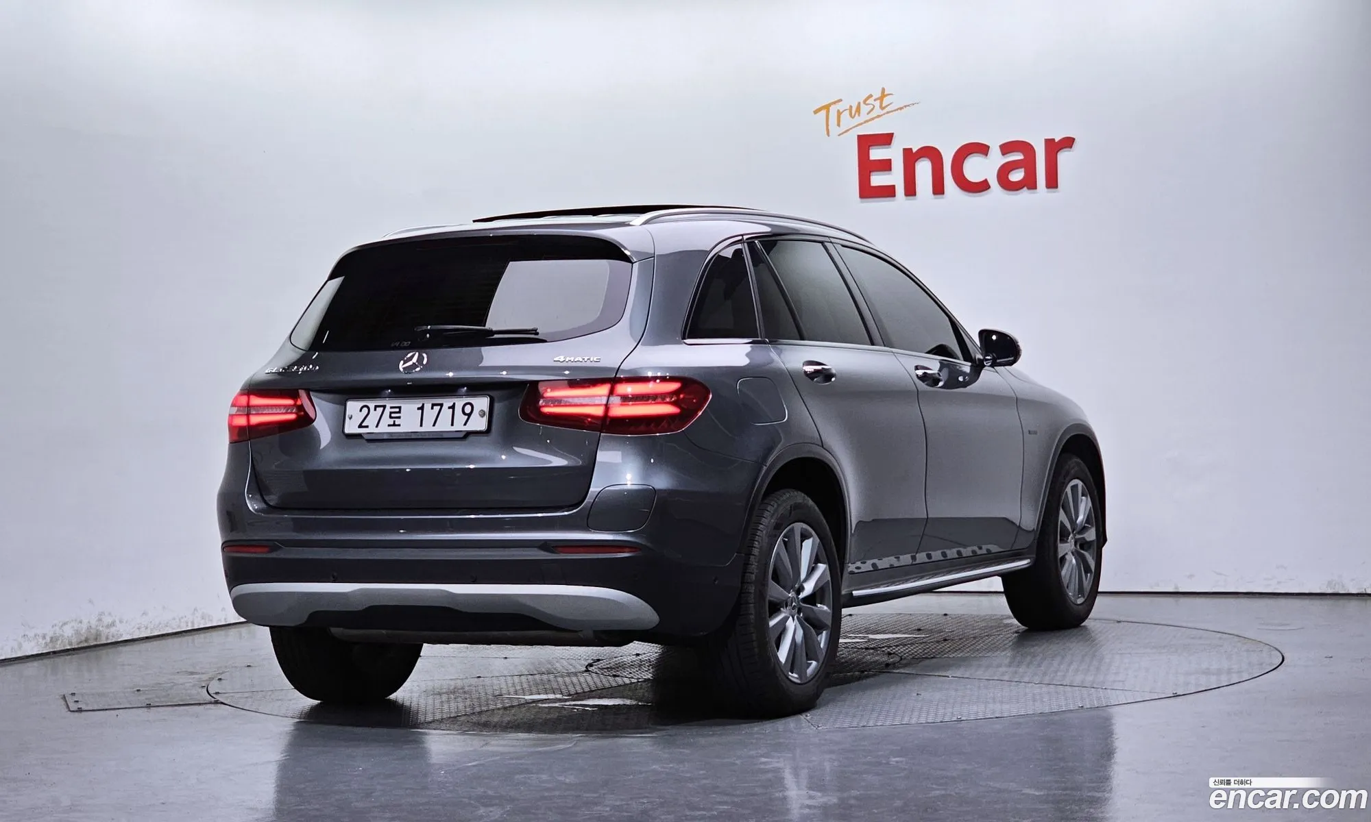 Mercedes-Benz GLC-Class X253 2019 — 23