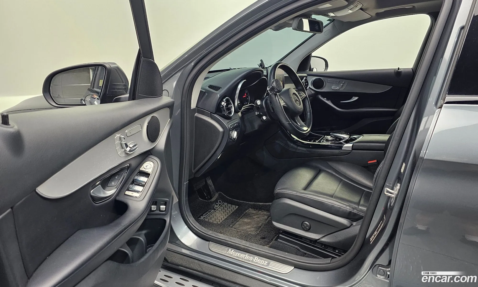 Mercedes-Benz GLC-Class X253 2019 — 18