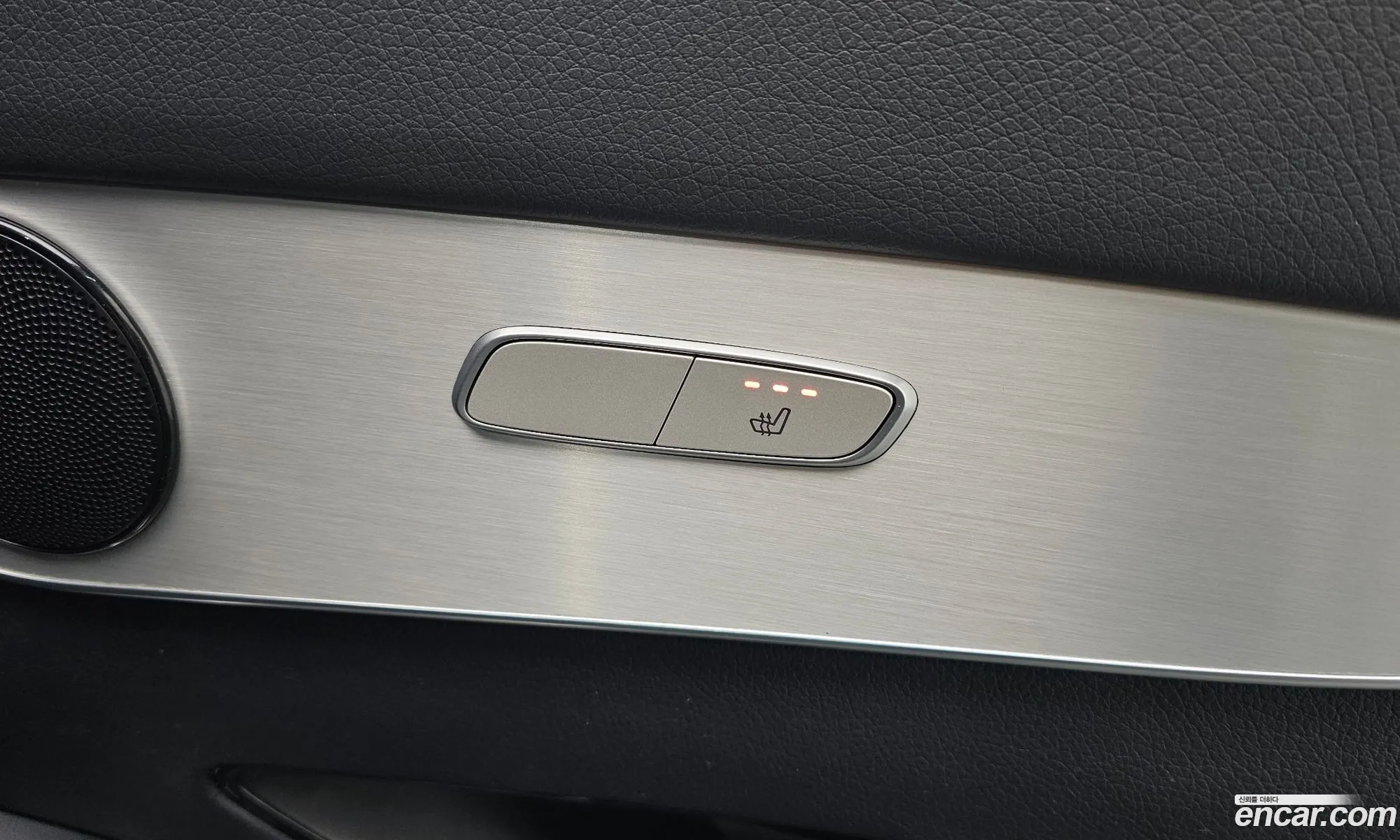 Mercedes-Benz GLC-Class X253 2019 — 29