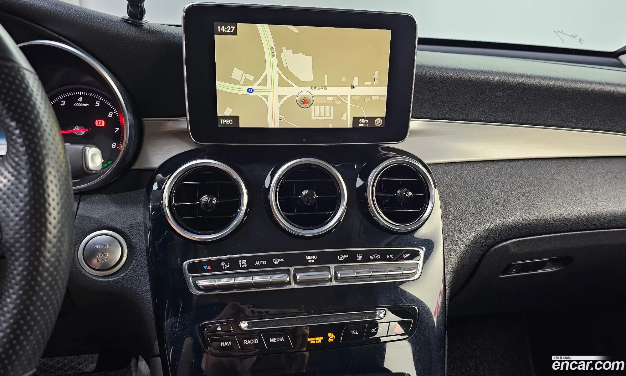 Mercedes-Benz GLC-Class X253 2019 — 24