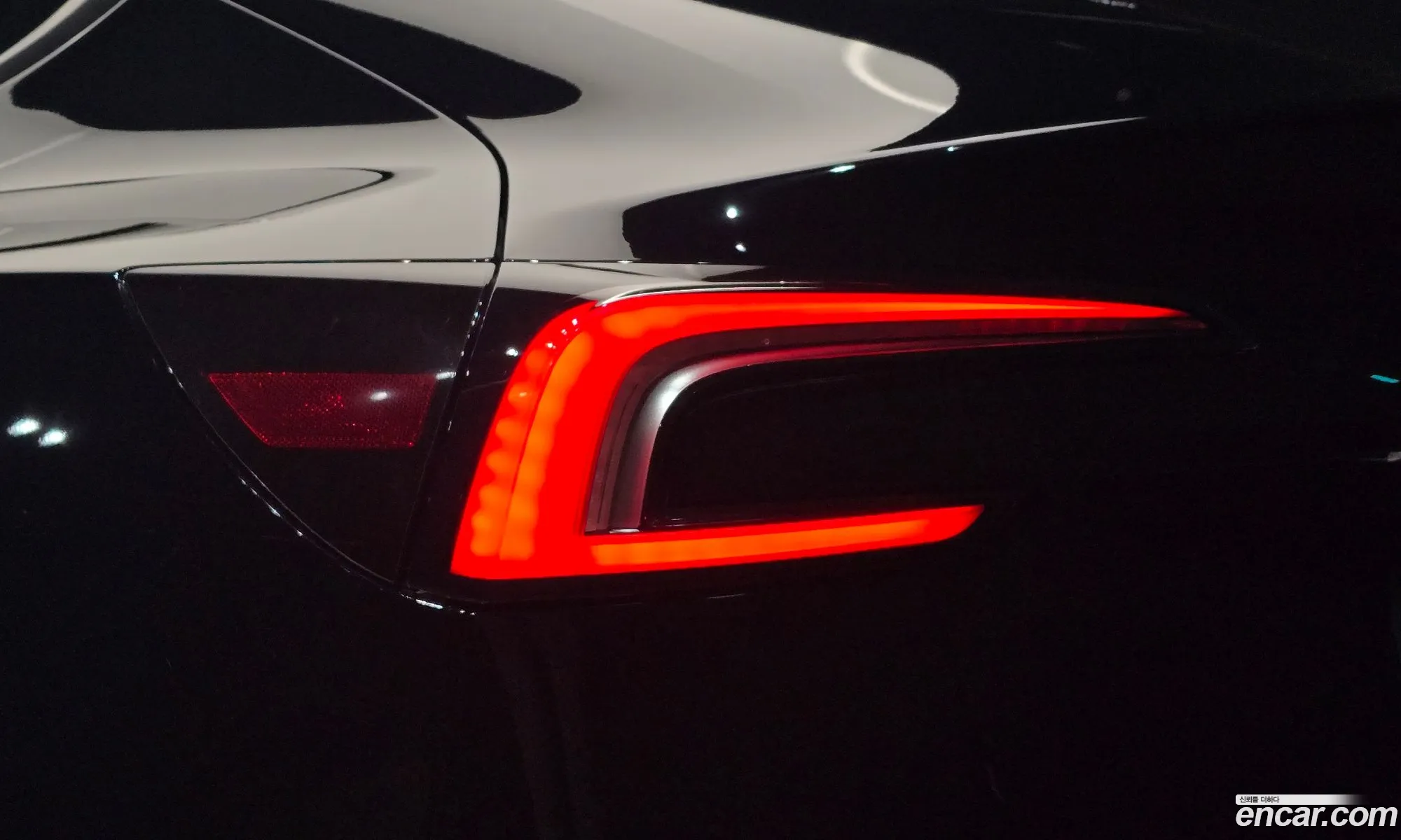 Tesla Model 3 2024 LRW3E7EK9RC166902 — 22