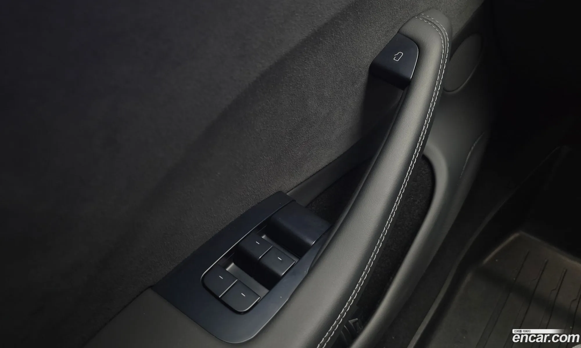 Tesla Model 3 2024 LRW3E7EK9RC166902 — 19