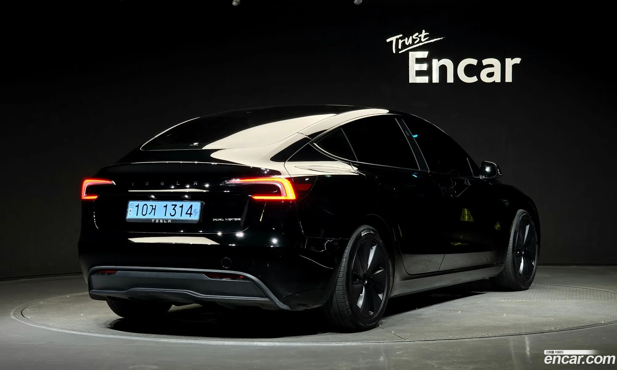 Tesla Model 3 2024 LRW3E7EK9RC166902 — 5