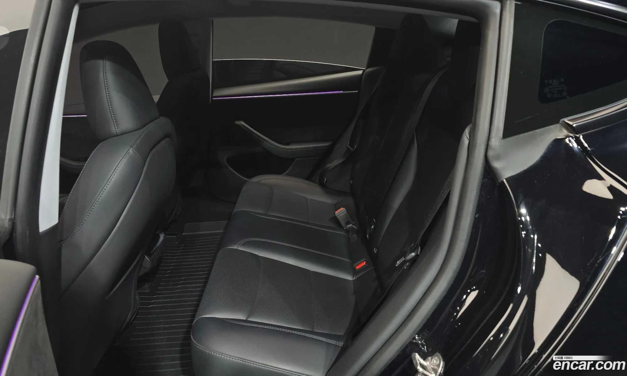 Tesla Model 3 2024 LRW3E7EK9RC166902 — 3