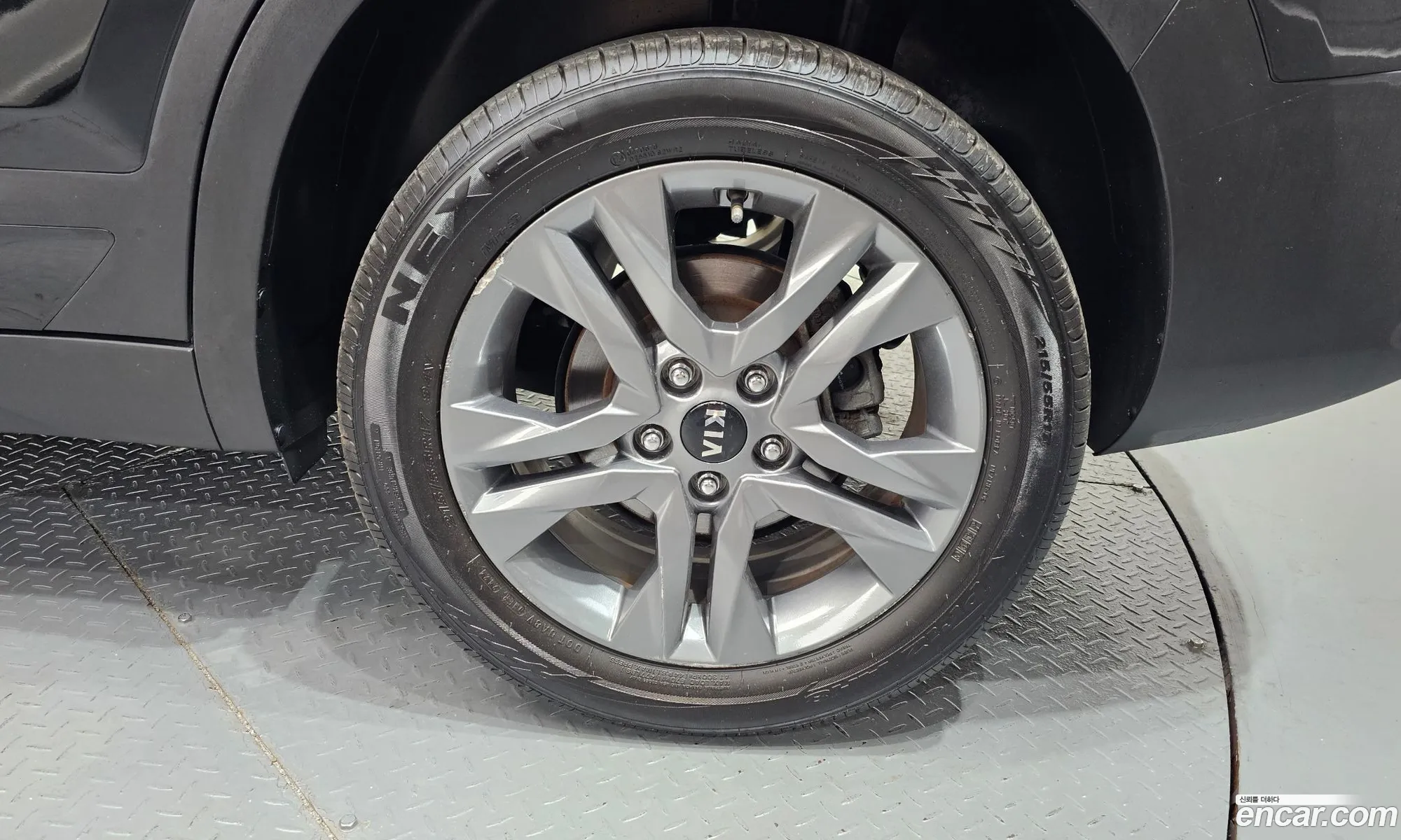 Kia Seltos 2019 KNAEU815GLK034197 — 9