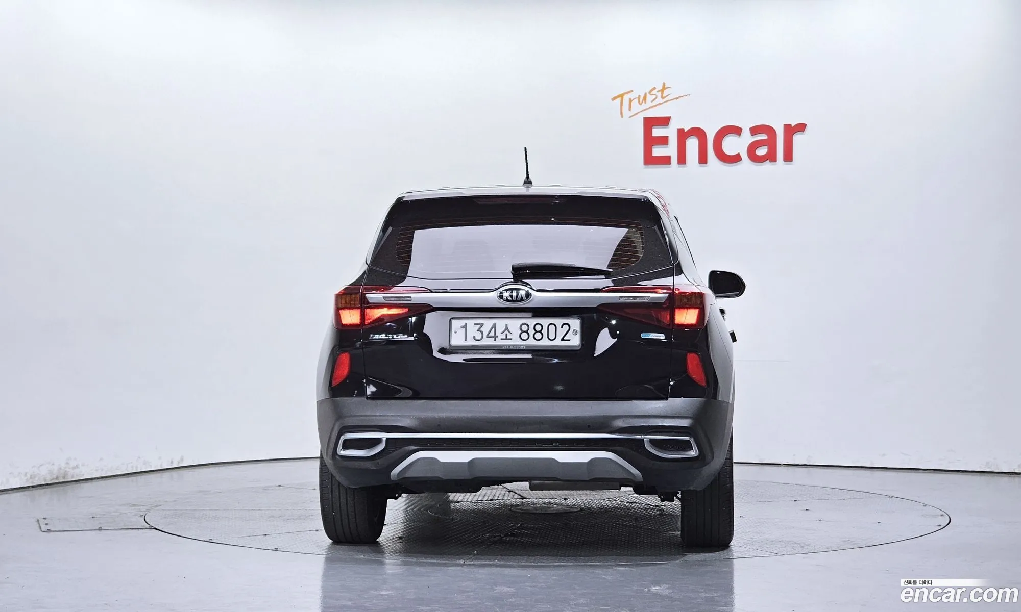 Kia Seltos 2019 KNAEU815GLK034197 — 3