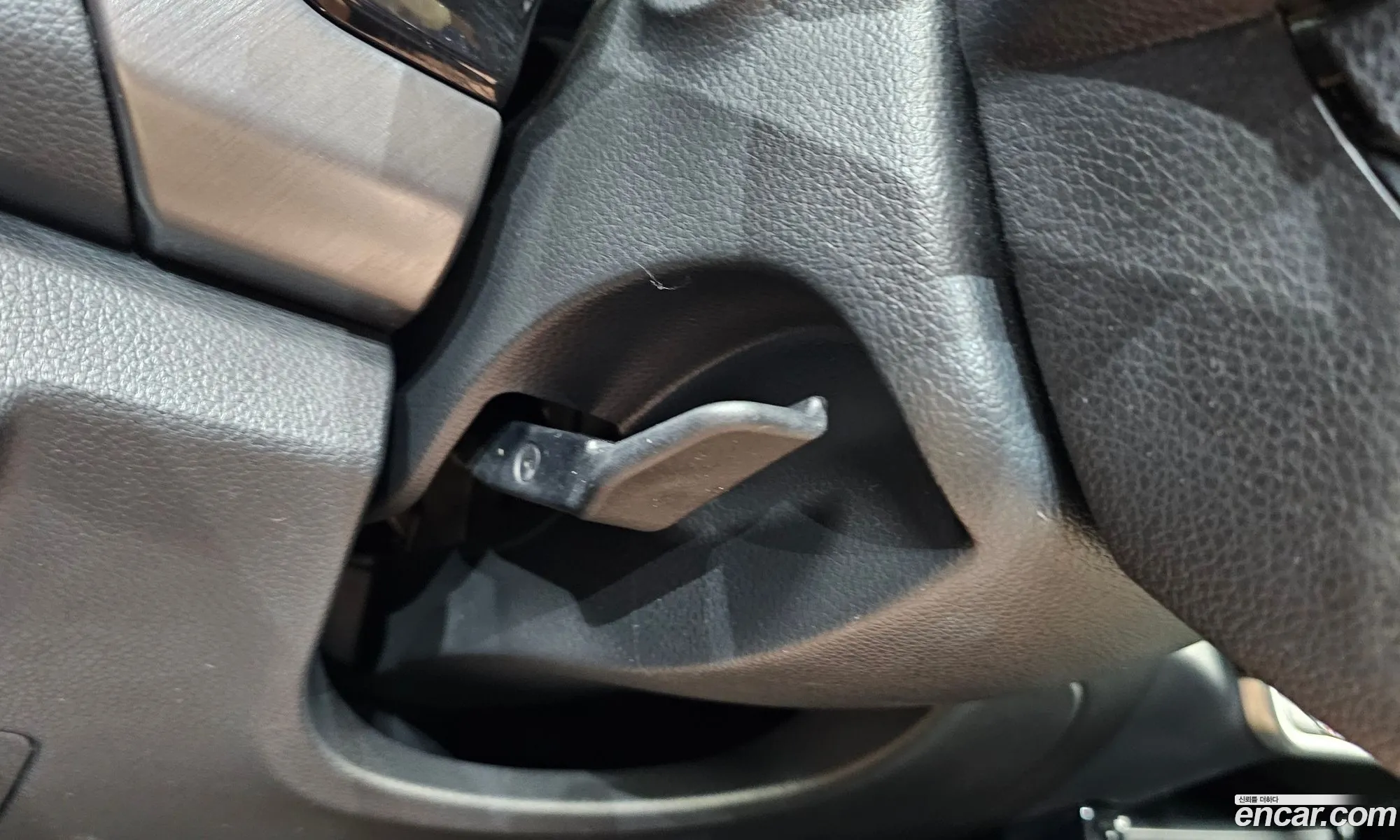 Kia Seltos 2019 KNAEU815GLK034197 — 8