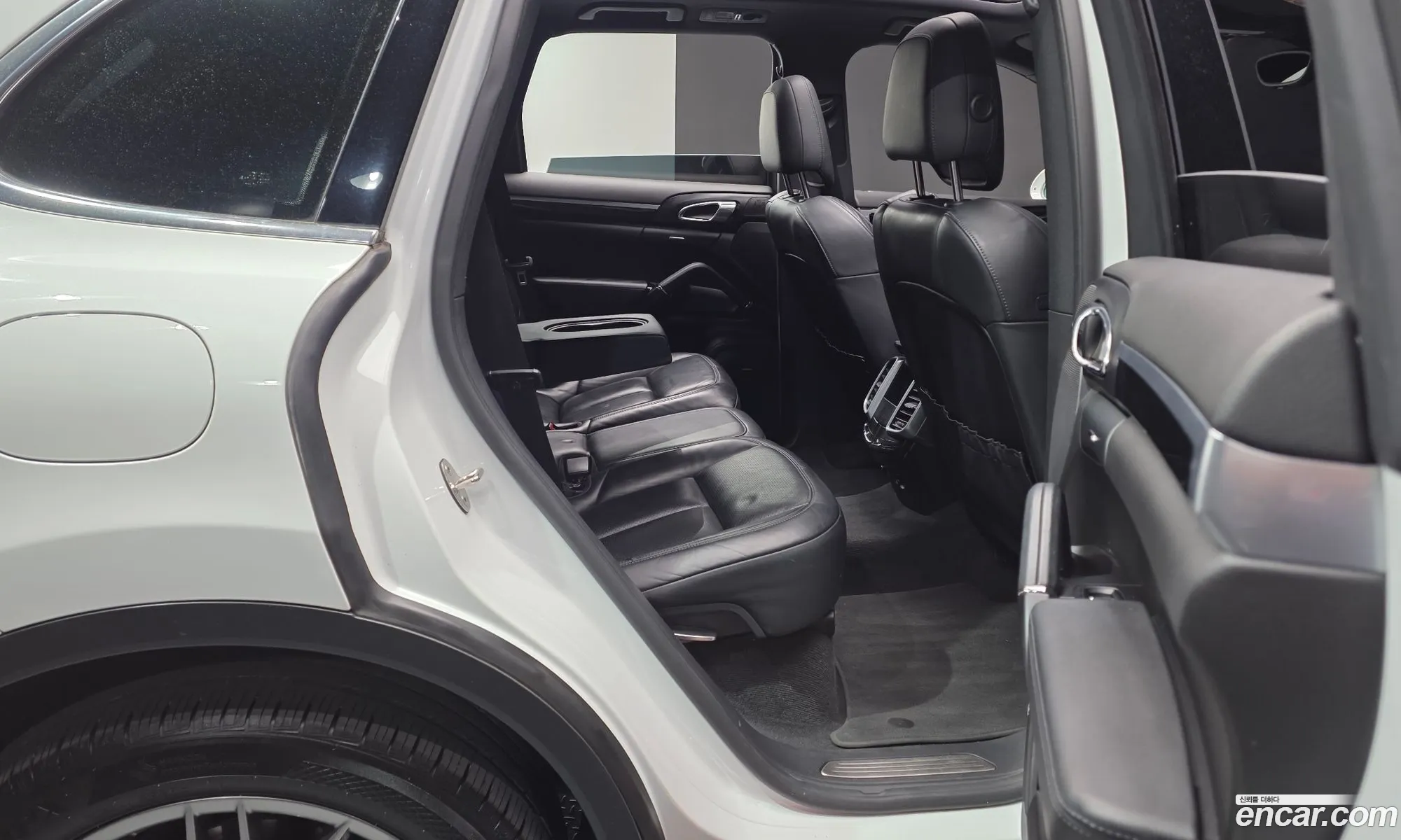 Porsche Cayenne 2016 WP1AF2920GKA49277 — 11