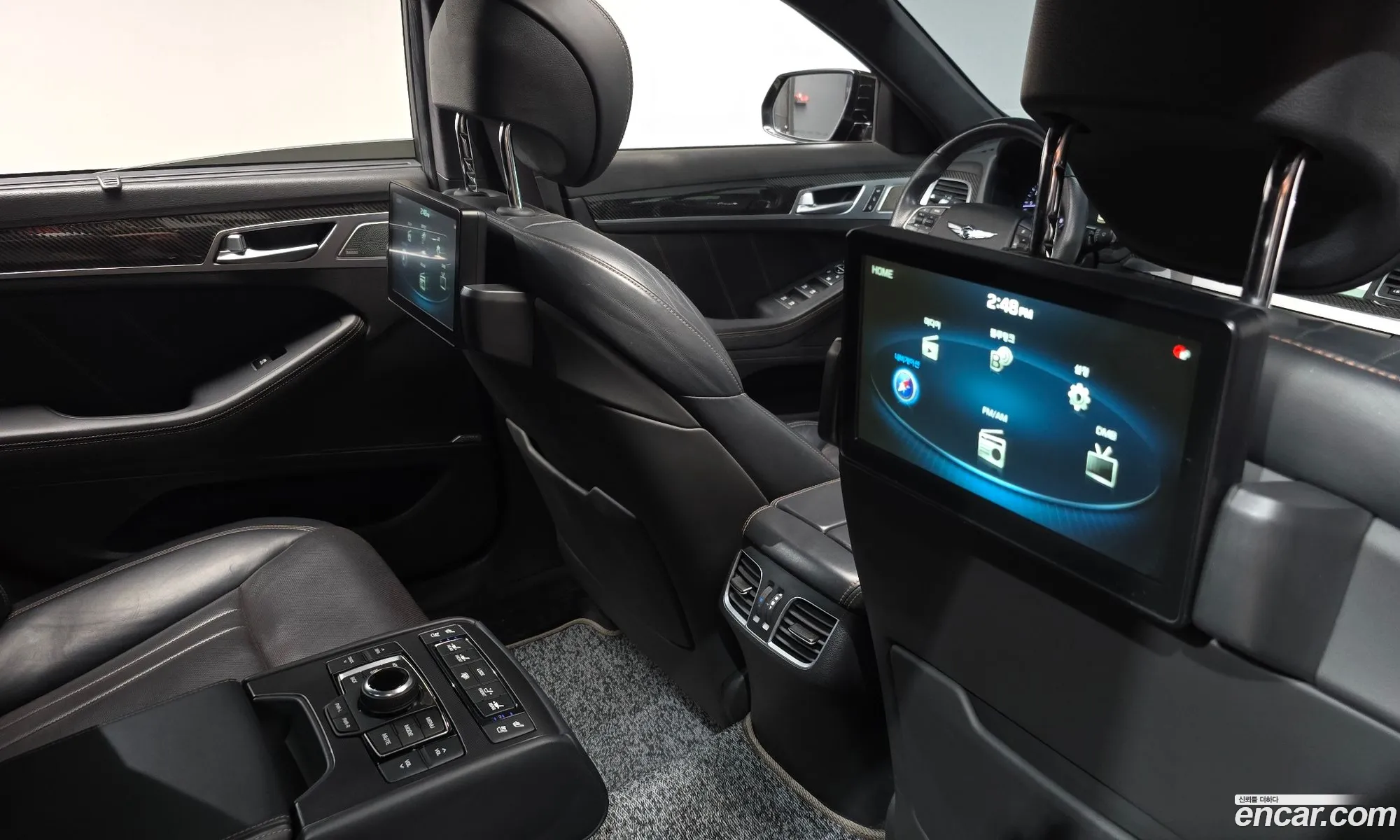 Genesis G80 2017 — 29