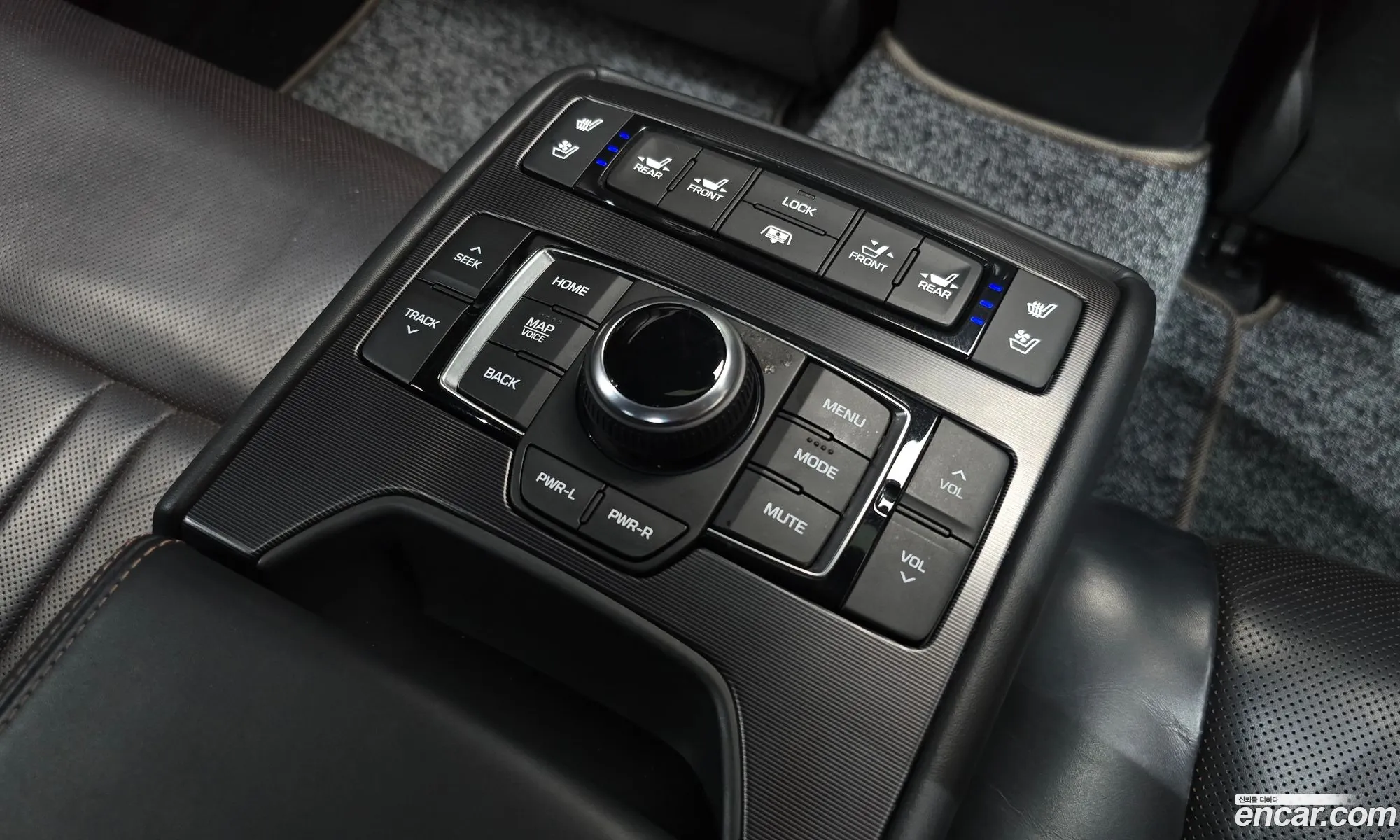 Genesis G80 2017 — 18