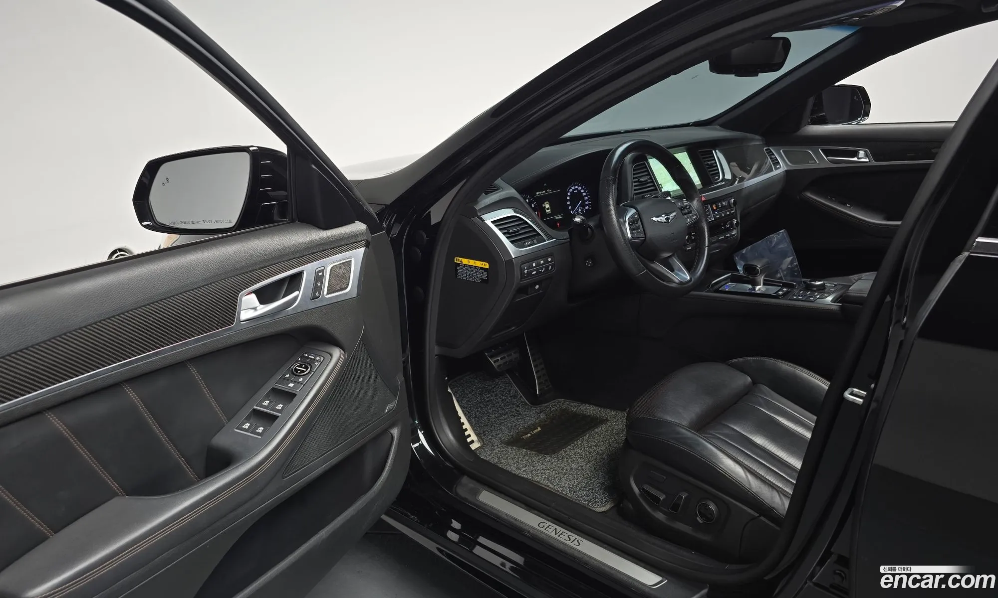 Genesis G80 2017 — 17