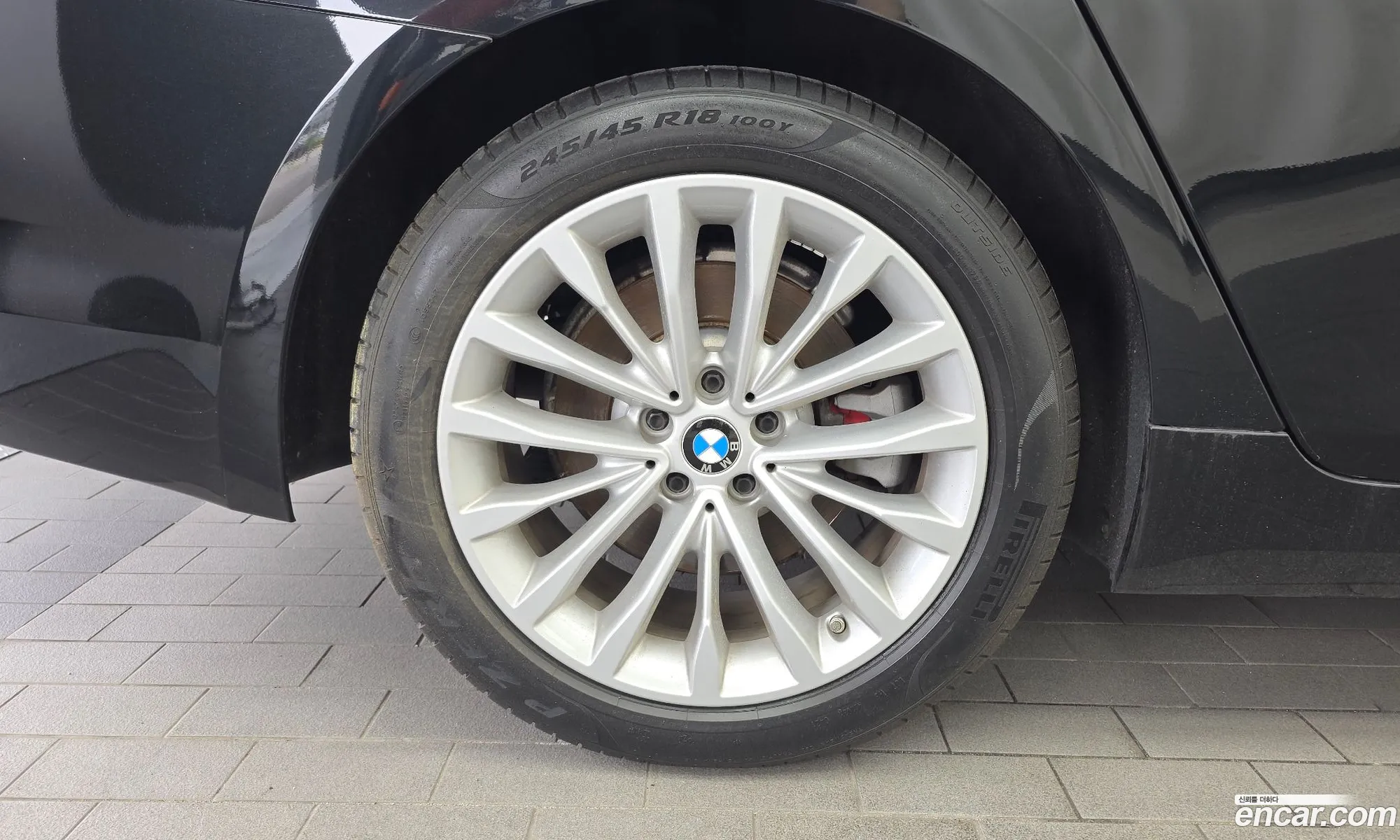 BMW 5 Series 2019 WBAJF5101KBJ12969 — 28