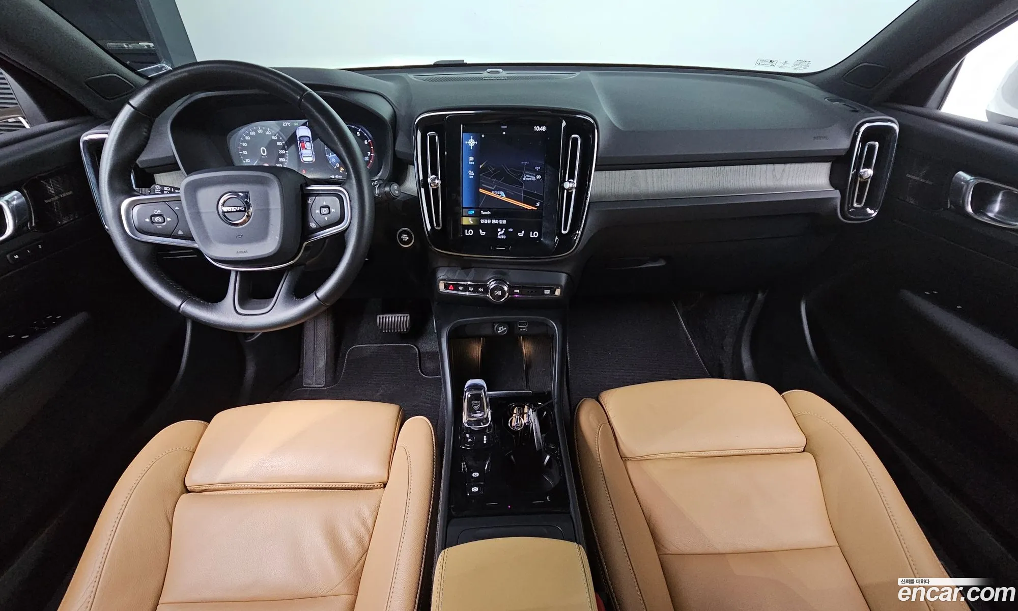 Volvo XC40 2020 — 11
