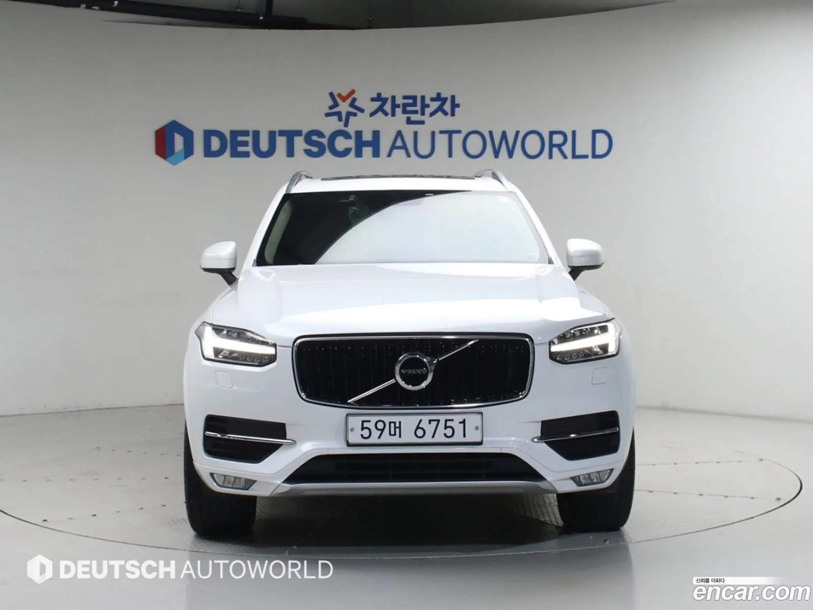 Volvo XC90 2016 — 11