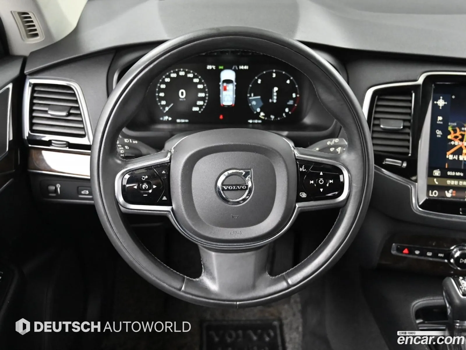 Volvo XC90 2016 — 15