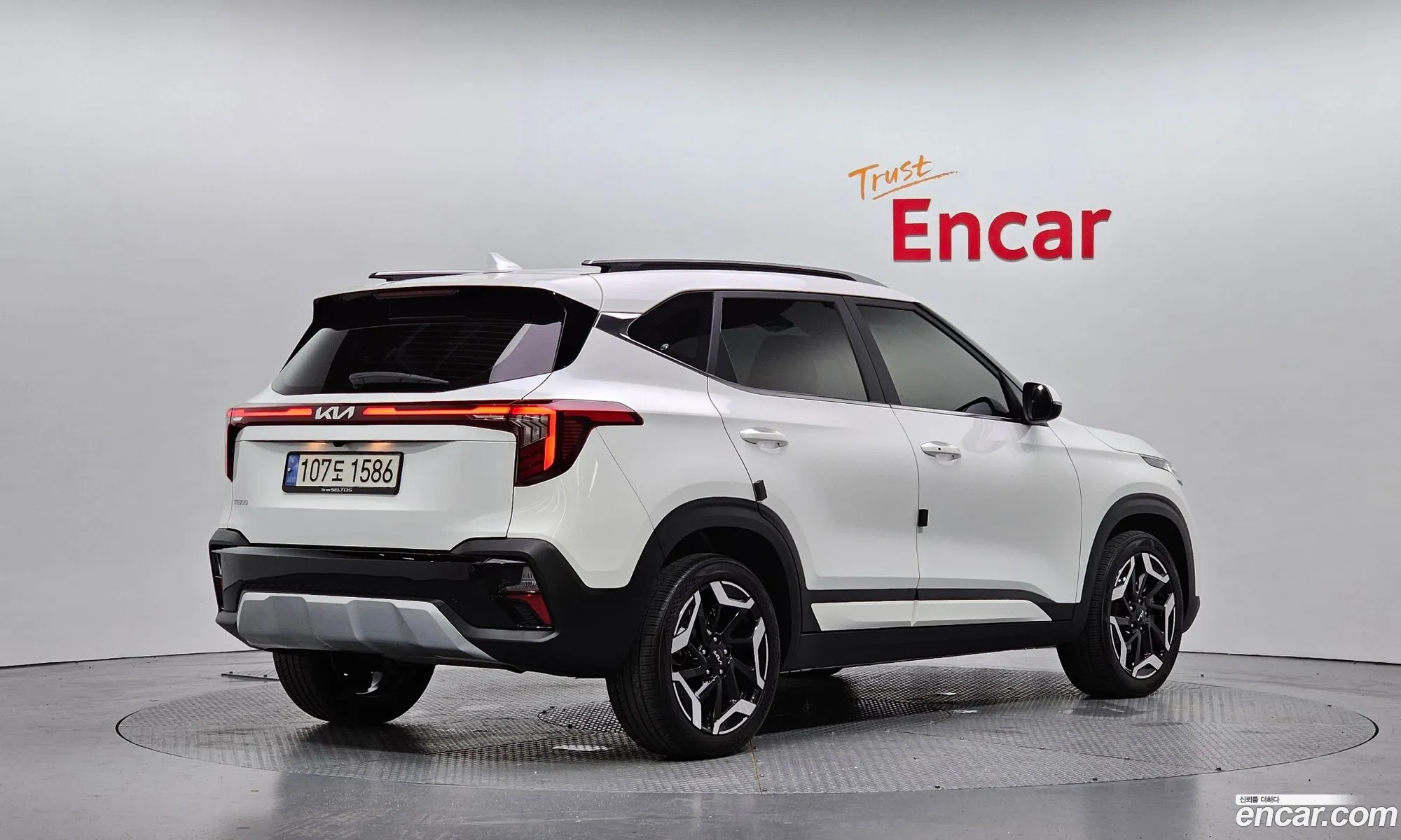 Kia Seltos 2024 — 17