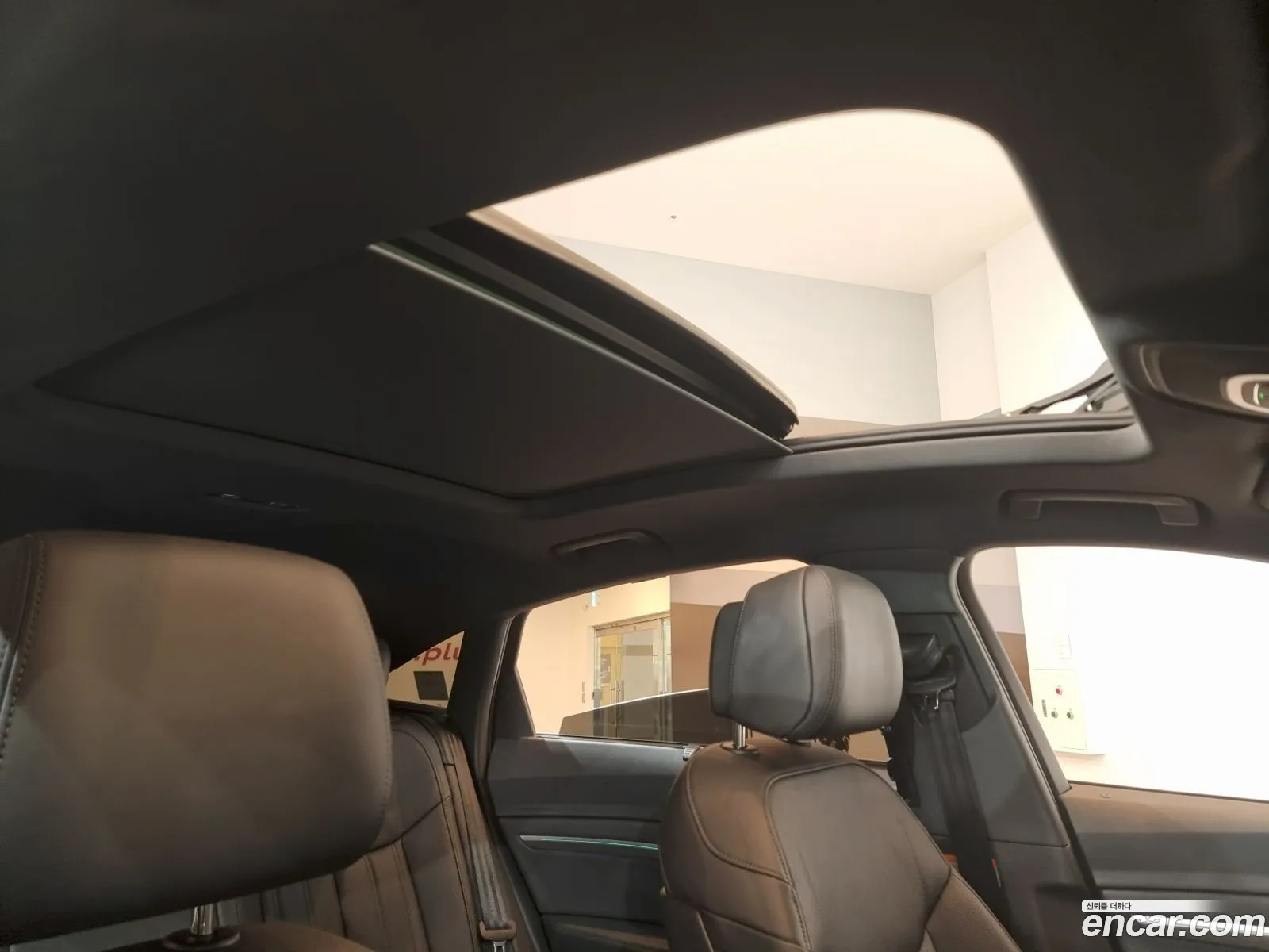 Audi e-tron 2023 — 15